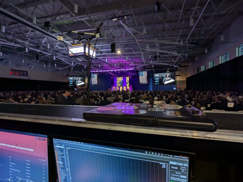 PXL 20241010 140914416.NIGHT (1)